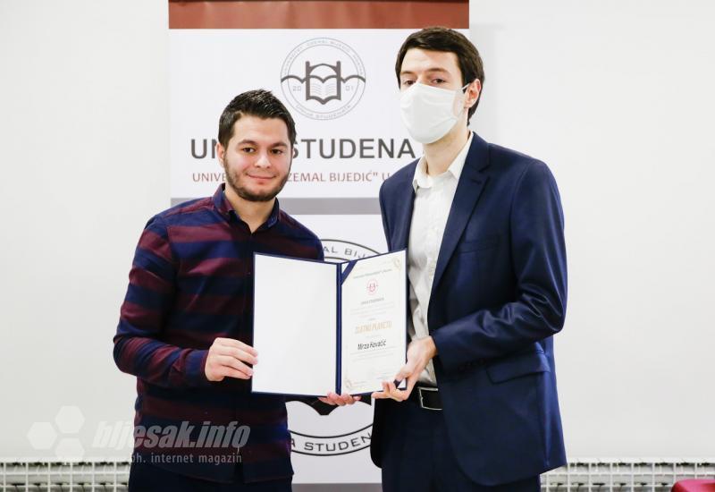 Najbolji studenti Univerziteta ''Džemal Bijedić'' nagrađeni zlatnim plaketama